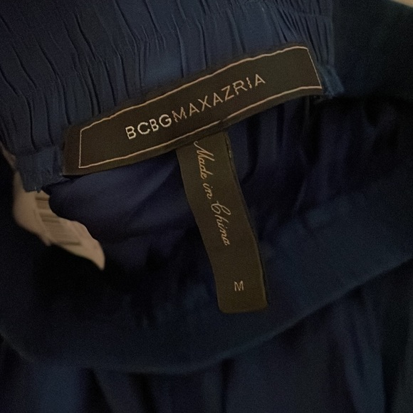 Bcbg Maxazria Flowy shorts looks like skirt aka skort - Picture 2 of 2